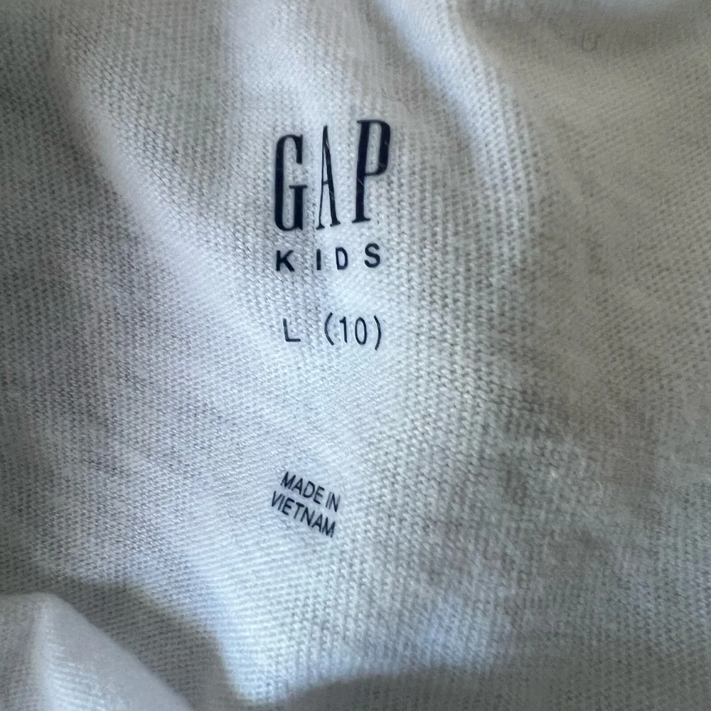 Gap and Cat & Jack Boys Cotton short sleeve , 1 long sleeve tee’s